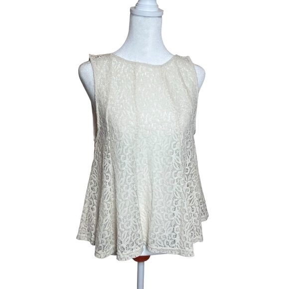 NWT Coco + Jameson Lace Crochet Sleeveless Blouse Backless Short Hem Flowy Sheer - Picture 1 of 10